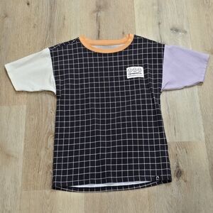 Rags To Raches Geometric Tee